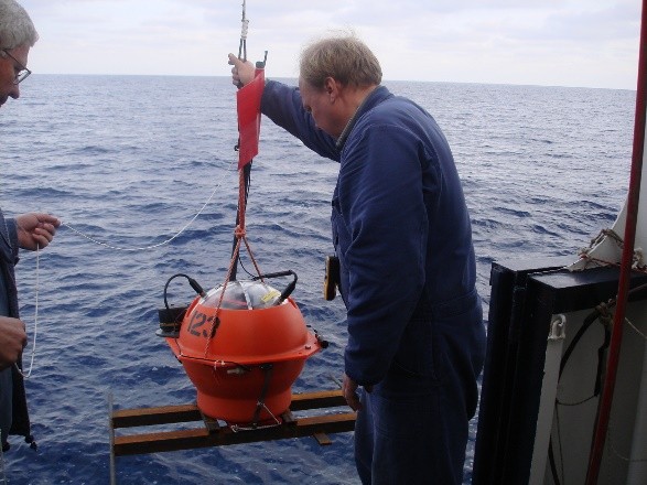 GeoSyn ocean-bottom seismic station deployemet